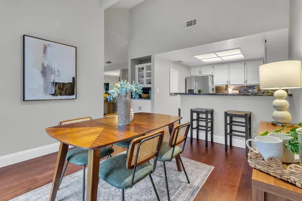 $415,000 | 231 Live Oak Circle, Unit 2, Roseville, CA 95678