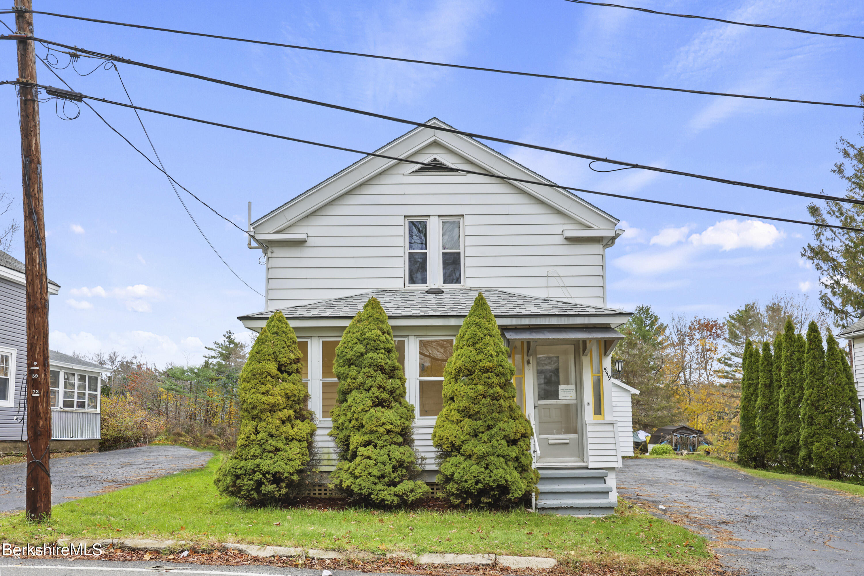 559 Onota Street Pittsfield, MA 01201 - Photo 27 of 29 front view