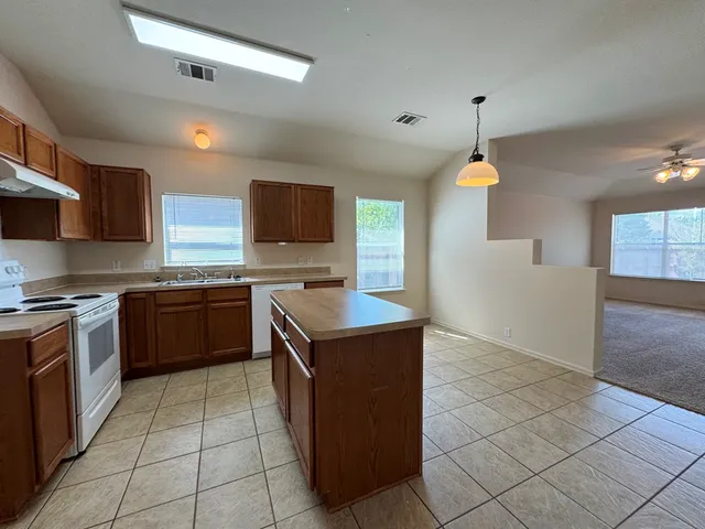 $1,795 | 172 Spruce Drive, Kyle, TX 78640