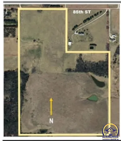 Southeast 85th Street, Berryton, KS 66409