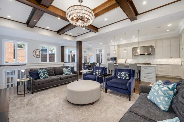 $4,250,000 | 2730 North Magnolia Avenue, Chicago, IL 60614