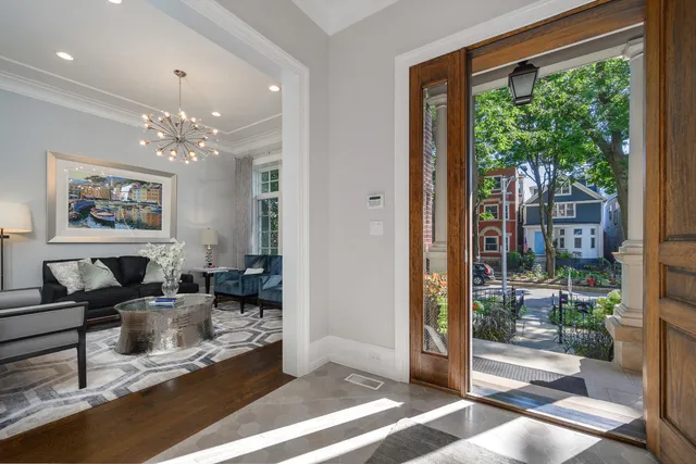 $4,250,000 | 2730 North Magnolia Avenue, Chicago, IL 60614