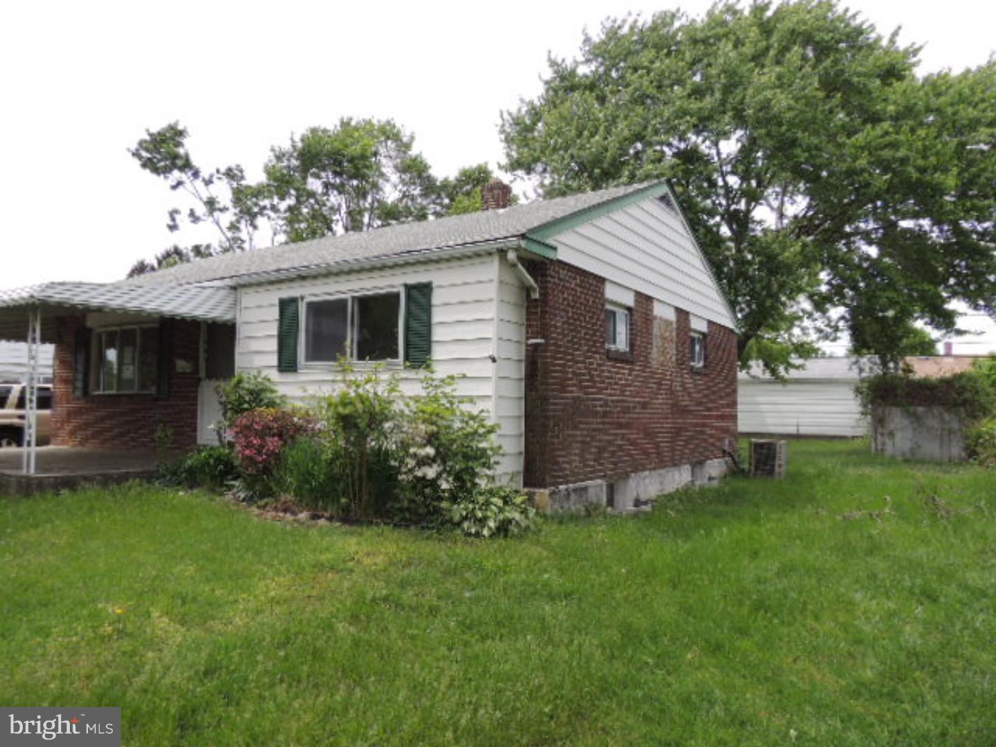 2168 Springhouse Lane Aston, PA 19014 - Photo 2 of 12 Exterior Front
