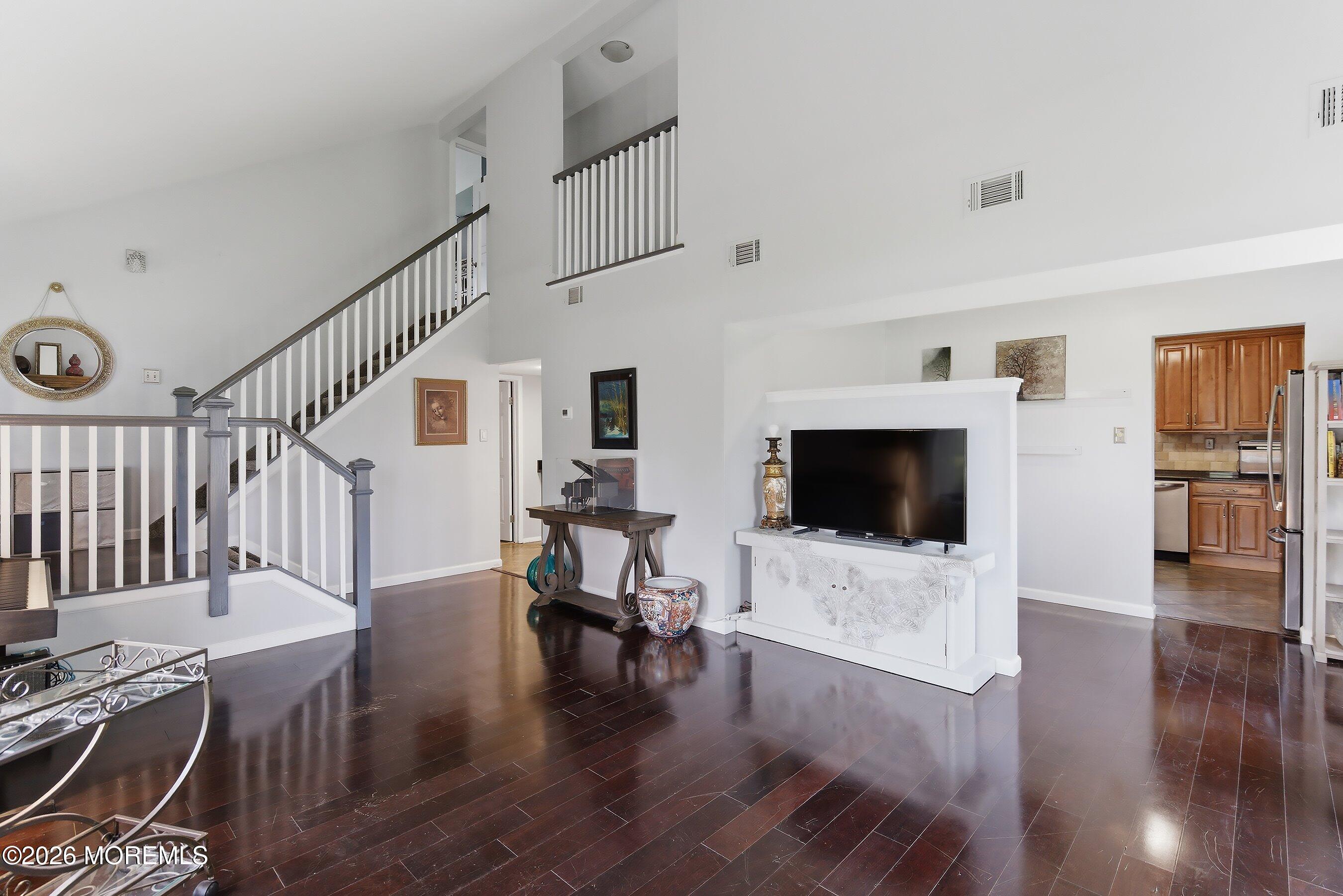13 Summit Avenue Manalapan, NJ 07726 - Photo 3 of 22 04-Foyer 1A