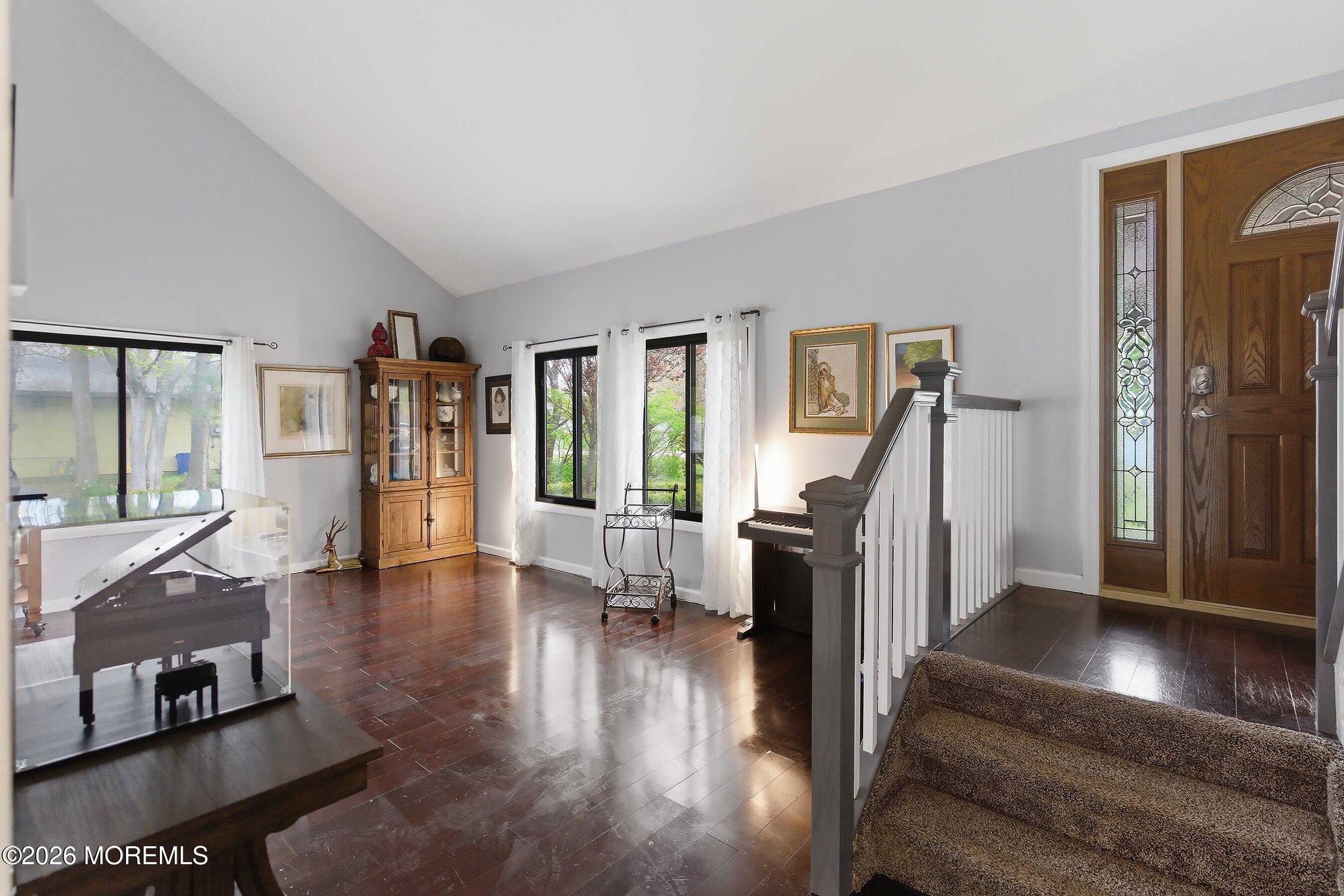 13 Summit Avenue Manalapan, NJ 07726 - Photo 4 of 22 05-Foyer 1B