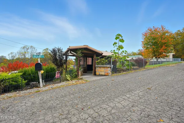 $199,000 | 490 Delaney Lane, Clintwood, VA 24228