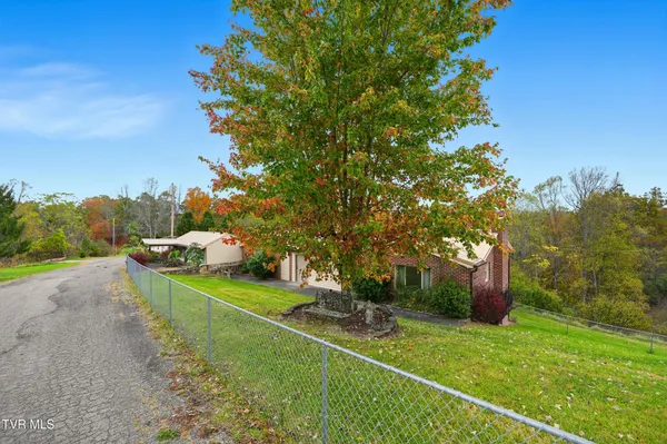 $199,000 | 490 Delaney Lane, Clintwood, VA 24228