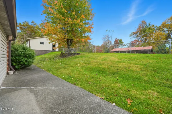 $199,000 | 490 Delaney Lane, Clintwood, VA 24228