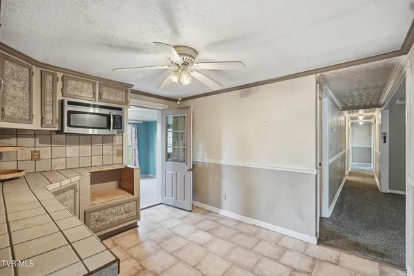 $199,000 | 490 Delaney Lane, Clintwood, VA 24228