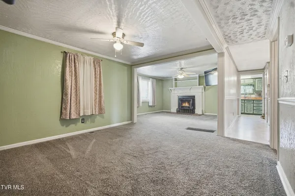 $199,000 | 490 Delaney Lane, Clintwood, VA 24228