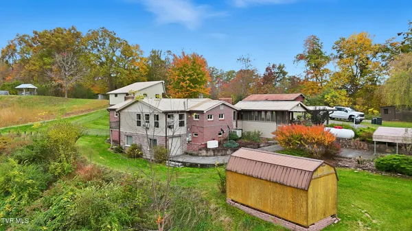 $199,000 | 490 Delaney Lane, Clintwood, VA 24228