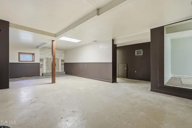 $229,000 | 490 Delaney Lane, Clintwood, VA 24228