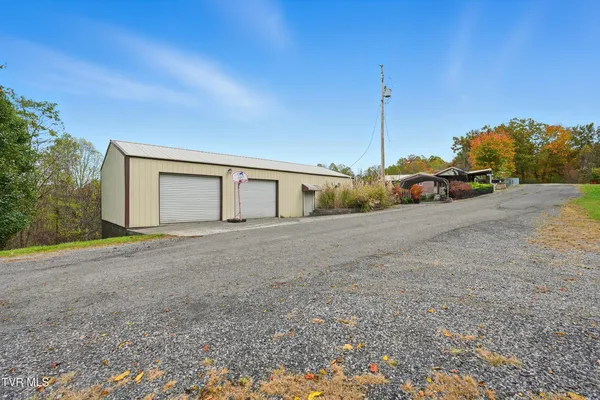 $199,000 | 490 Delaney Lane, Clintwood, VA 24228