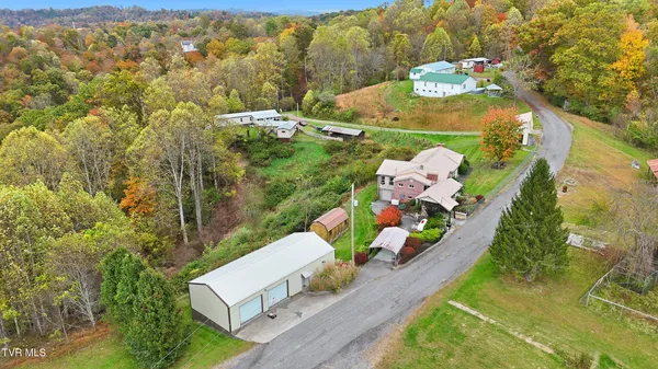 $199,000 | 490 Delaney Lane, Clintwood, VA 24228