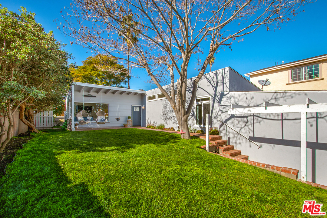 3147 Barbara Street San Pedro, CA 90731 - Photo 2 of 18