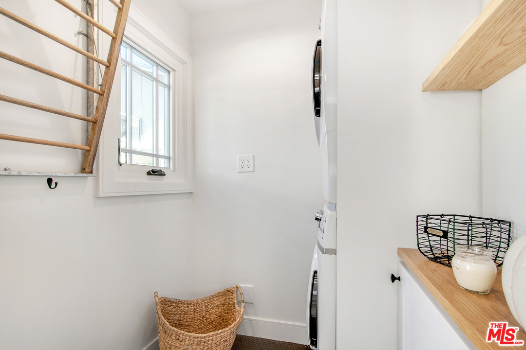 3147 Barbara Street San Pedro, CA 90731 - Photo 12 of 18