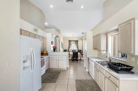 $550,000 | 8094 Sago Palm Lane, Boynton Beach, FL 33436