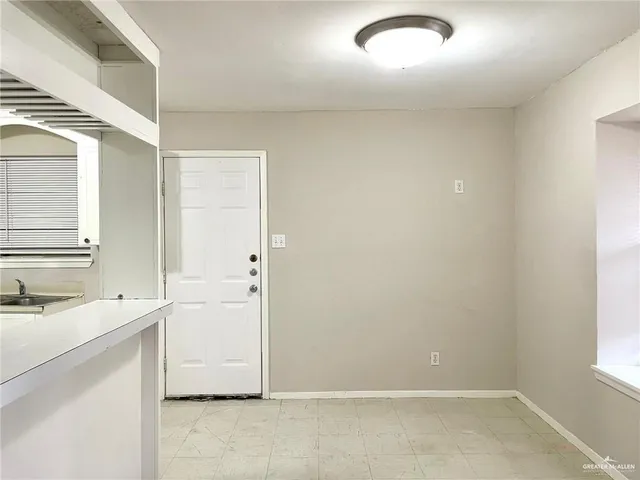 $1,000 | 6905 Sun Drive, Pharr, TX 78577
