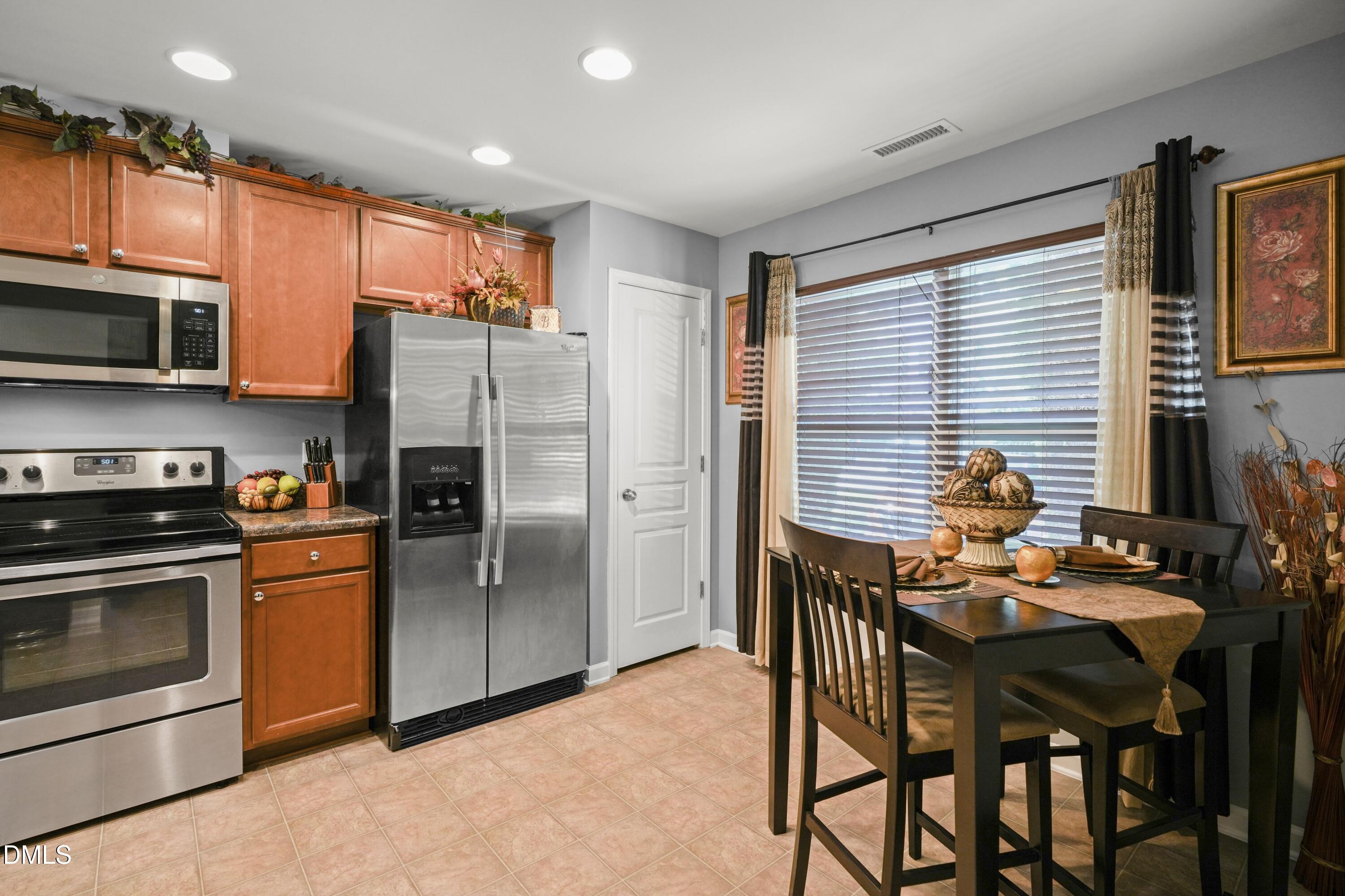 8520 Quarton Drive Raleigh, NC 27616 - Photo 15 of 28 Breakfast Area