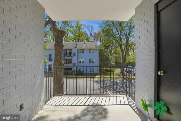 $270,000 | 7097 Spring Garden Drive, Unit 101, Springfield, VA 22150