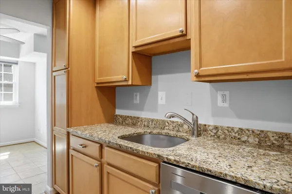 $270,000 | 7097 Spring Garden Drive, Unit 101, Springfield, VA 22150