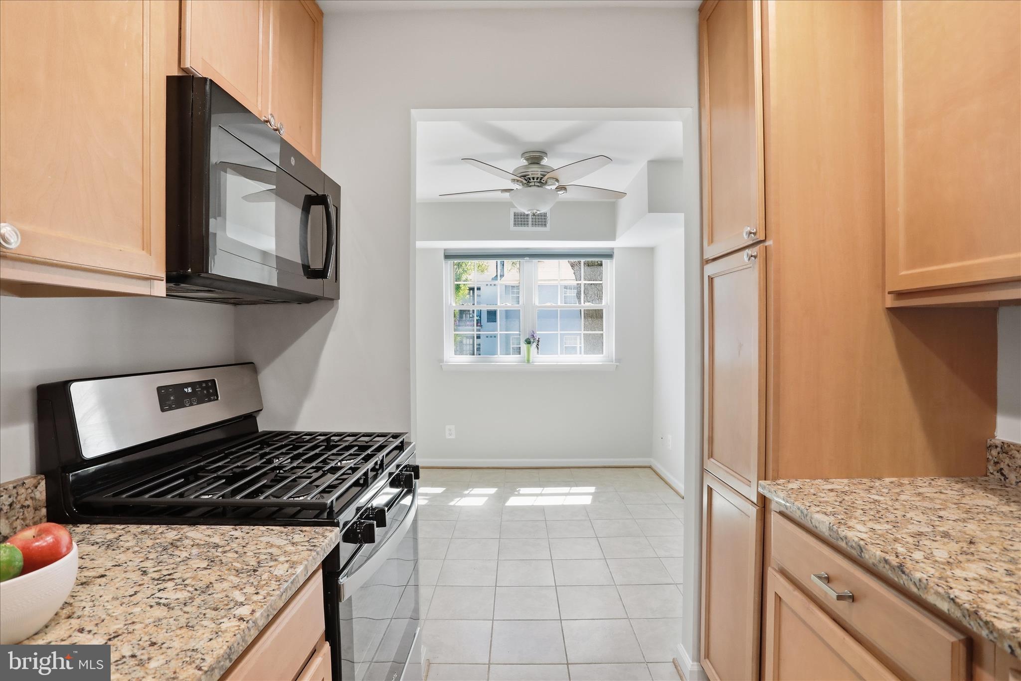 7097 Spring Garden Drive, Unit 101 Springfield, VA 22150 - Photo 8 of 32