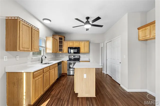 $414,900 | 569 Great Oaks Meadow Drive, Wentzville, MO 63385