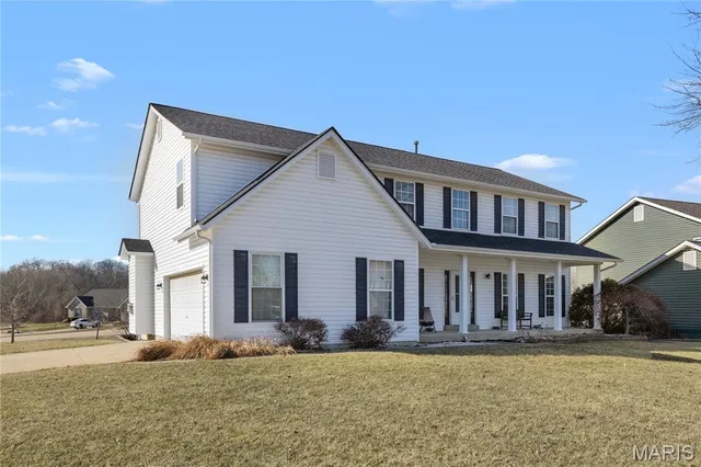 $414,900 | 569 Great Oaks Meadow Drive, Wentzville, MO 63385