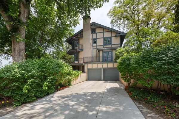 $1,999,000 | 2617 Dean Parkway, Minneapolis, MN 55416