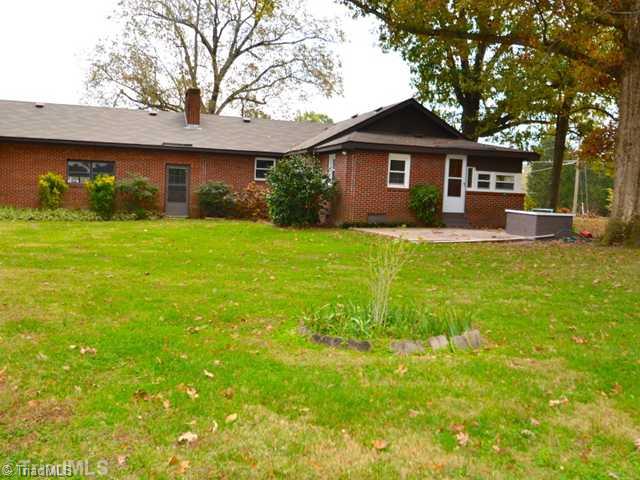 6614 Coltrane Mill Road Greensboro, NC 27406 - Photo 13 of 16 Exterior Back.