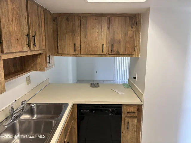 $1,200 | 1416 Croftwood Drive, Melbourne, FL 32935