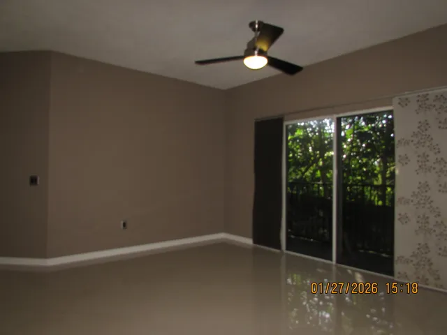 $2,450 | 350 Crestwood Circle, Unit 302, Royal Palm Beach, FL 33411