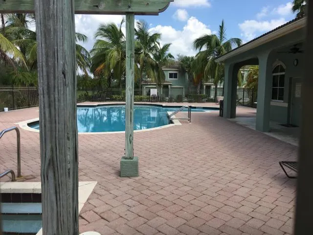 $2,450 | 350 Crestwood Circle, Unit 302, Royal Palm Beach, FL 33411