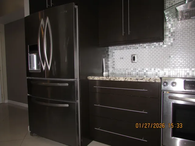 $2,450 | 350 Crestwood Circle, Unit 302, Royal Palm Beach, FL 33411