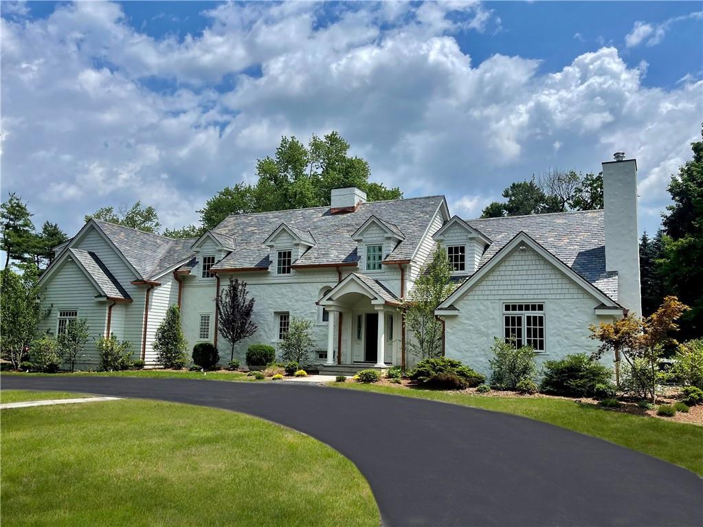 Additional images to follow.Virtually enhanced