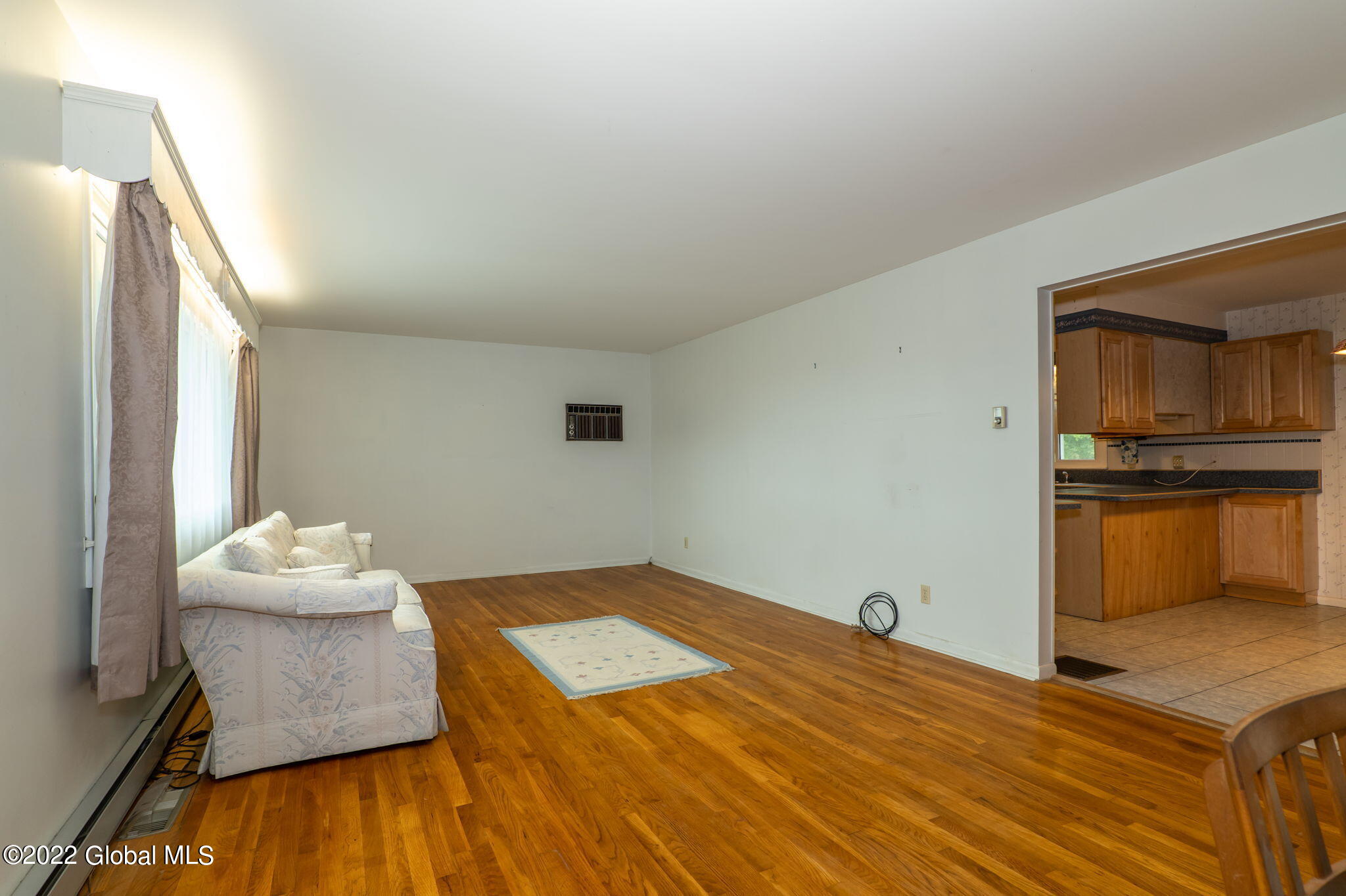 356 Putnam Road Schenectady, NY 12306 - Photo 6 of 54 4-web-or-mls-356PutnamSt-4