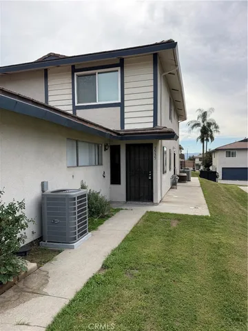 $189,900 | 3535 20th Street, Highland, CA 92346