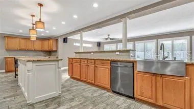 $695,000 | 173 Foxcroft Drive East, Palm Harbor, FL 34683