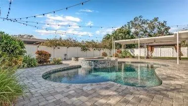 $695,000 | 173 Foxcroft Drive East, Palm Harbor, FL 34683