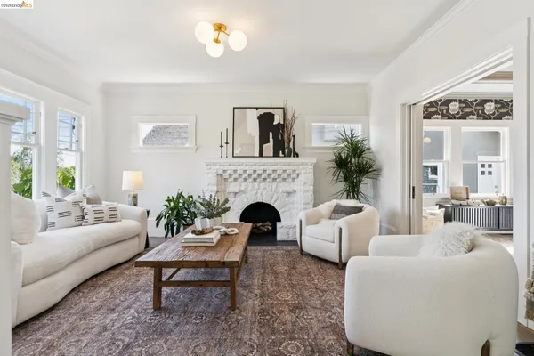 $1,195,000 | 5451 Lawton Avenue, Oakland, CA 94618