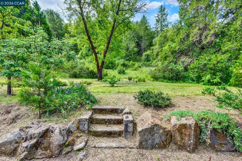 $1,215,000 | 4009 Redwood Road, Napa, CA 94558