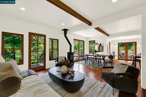 $1,215,000 | 4009 Redwood Road, Napa, CA 94558