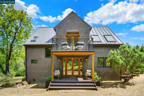 $1,215,000 | 4009 Redwood Road, Napa, CA 94558