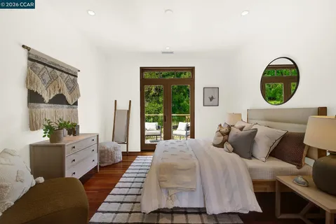 $1,215,000 | 4009 Redwood Road, Napa, CA 94558