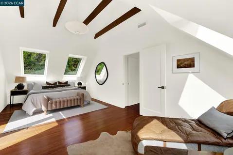 $1,215,000 | 4009 Redwood Road, Napa, CA 94558
