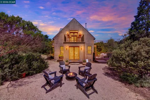 $1,215,000 | 4009 Redwood Road, Napa, CA 94558