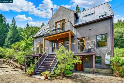 $1,215,000 | 4009 Redwood Road, Napa, CA 94558