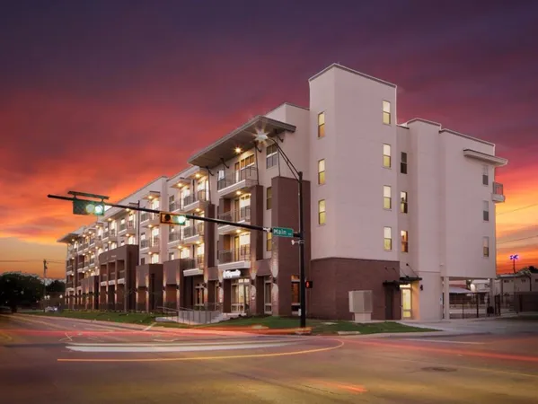 $2,653 | 108 North Us 377, Unit 321, Roanoke, TX 76262