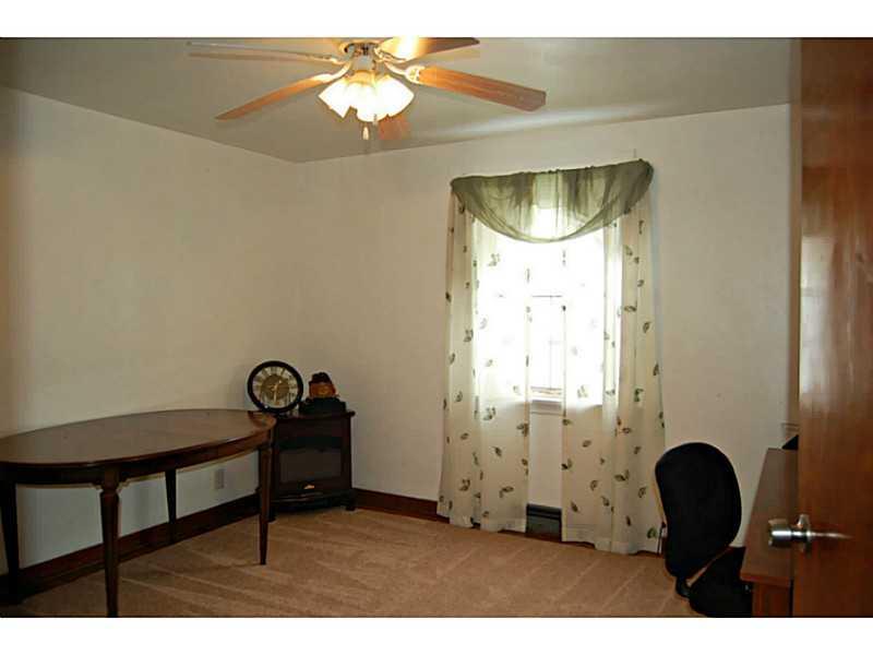 986 Cochrans Mill Road Pittsburgh, PA 15236 - Photo 11 of 25 Bedroom. Main floor bedroom or den