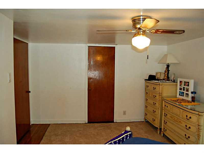 986 Cochrans Mill Road Pittsburgh, PA 15236 - Photo 19 of 25 Bedroom.